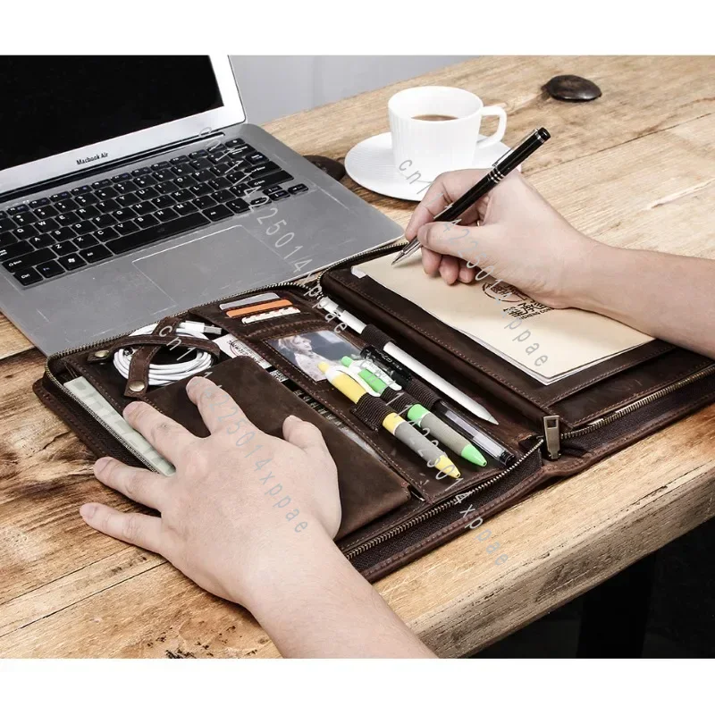 Tech Accessories For A Tablet - Bolsa de Armazenamento de Couro para